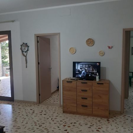 Villa L'Orizzonte Di Calabianca 카스텔라마레델골포 외부 사진