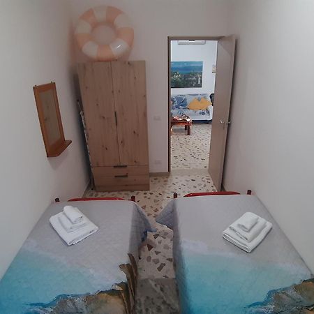 Villa L'Orizzonte Di Calabianca 카스텔라마레델골포 외부 사진