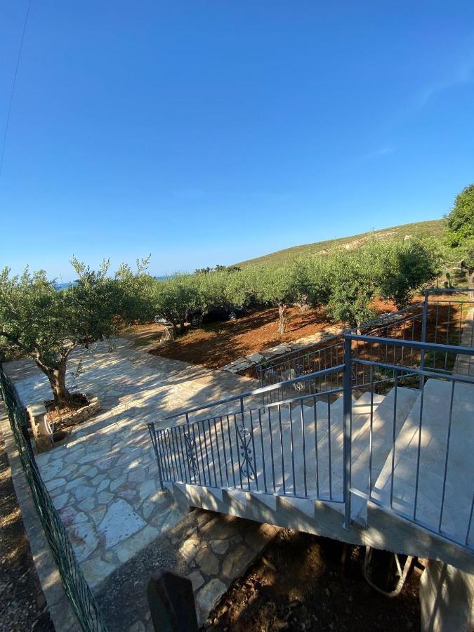 Villa L'Orizzonte Di Calabianca 카스텔라마레델골포 외부 사진