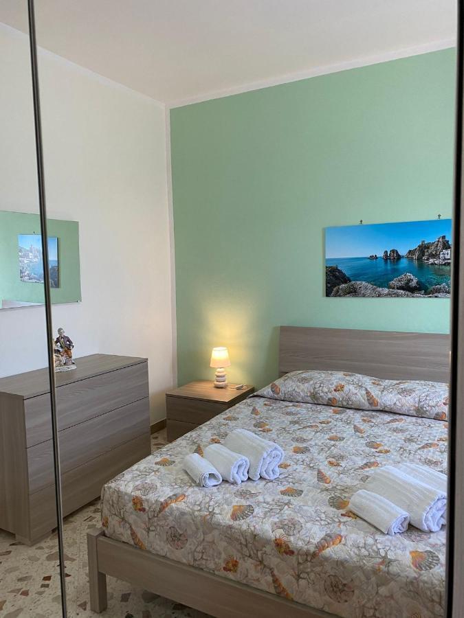 Villa L'Orizzonte Di Calabianca 카스텔라마레델골포 외부 사진