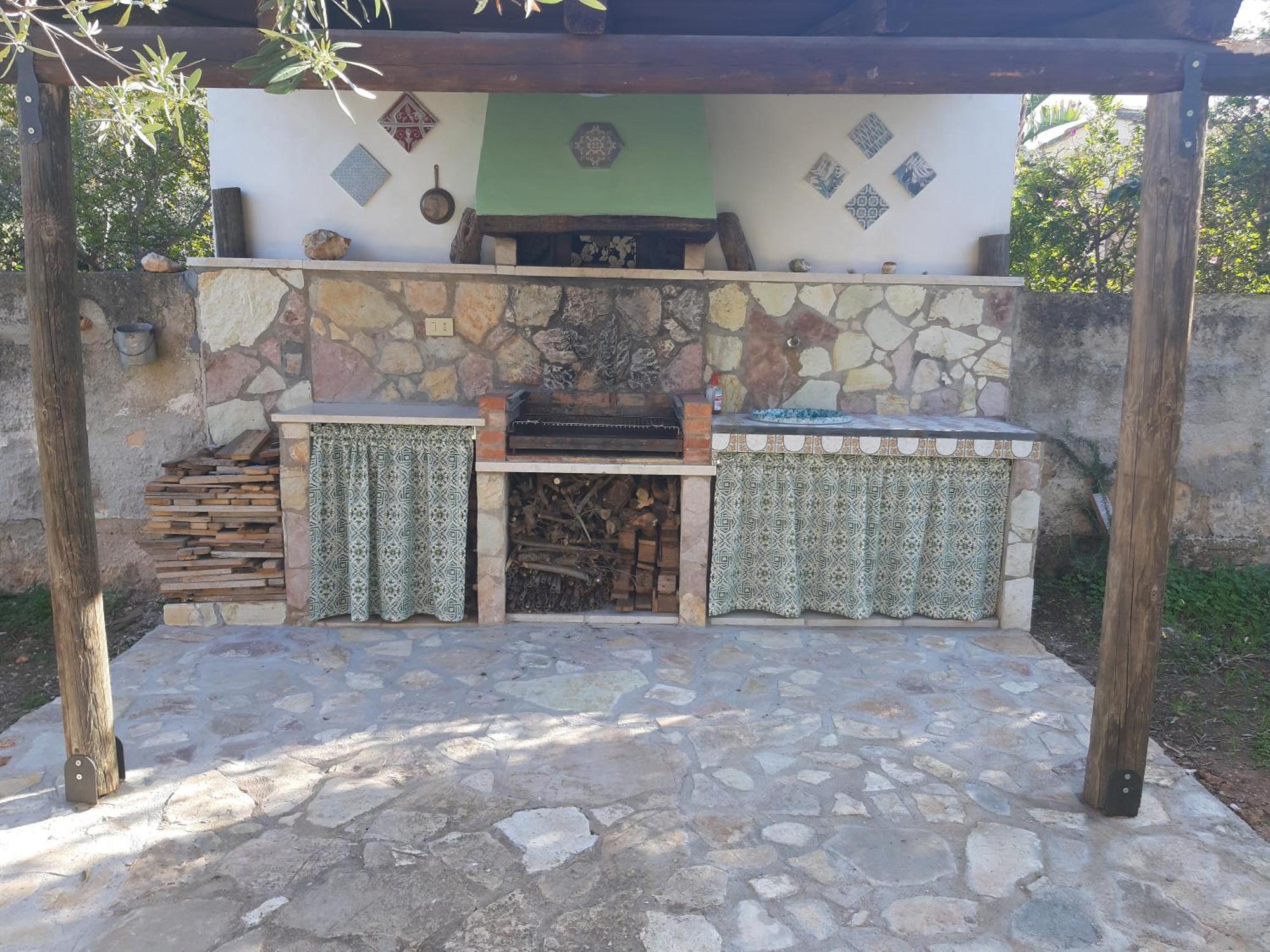 Villa L'Orizzonte Di Calabianca 카스텔라마레델골포 외부 사진